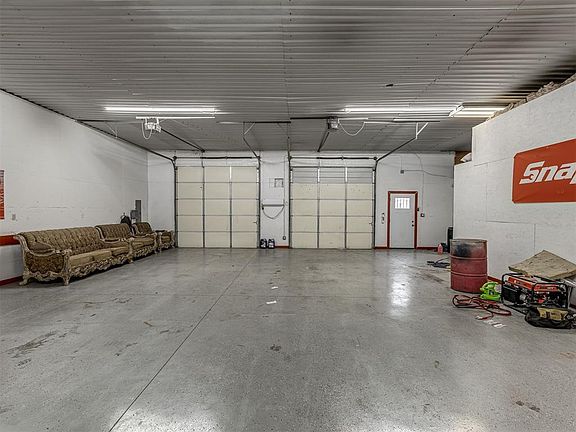 5th image of 4301 S Lindsay Ave