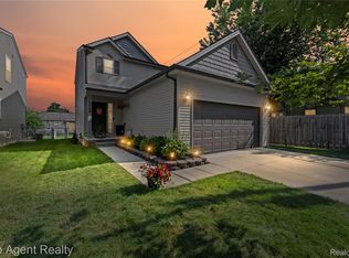 15949 Athens Ave, Clinton Township, MI 48035