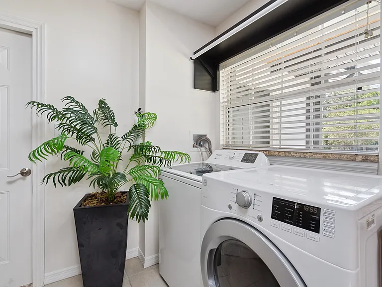6312 Cheryl St #4 — Photo 7