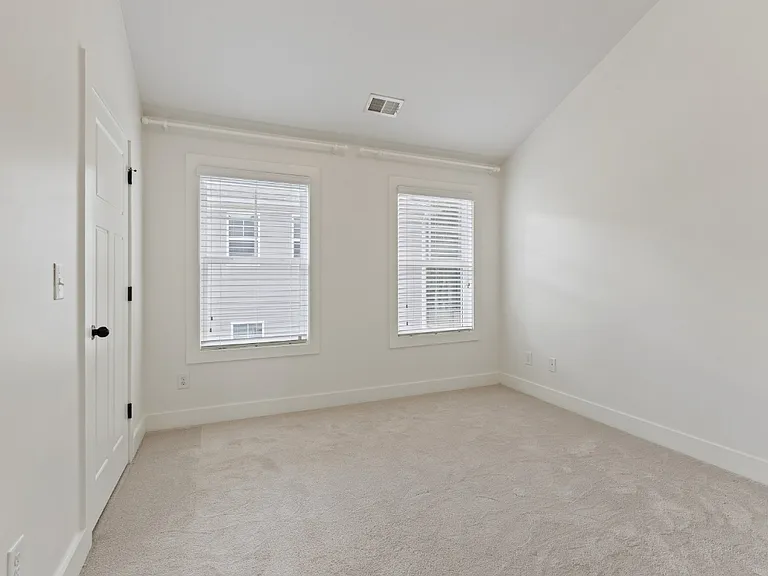 1455 Reynolds Dr — Photo 53