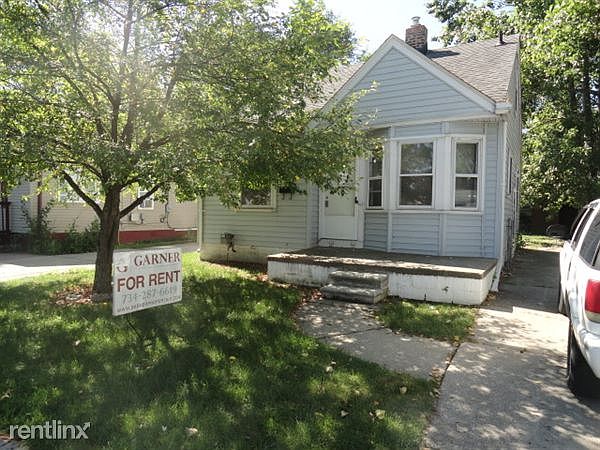 1st image of 14252 Hobart Ave