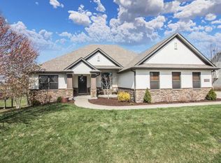 4915 Thornbrook Rdg, Columbia, MO 65203