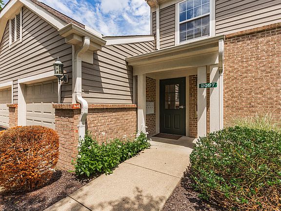 2nd image of 2097 Clareglen Ct Unit 302