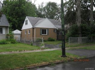 20 Woodridge Ave, Cheektowaga, NY 14225