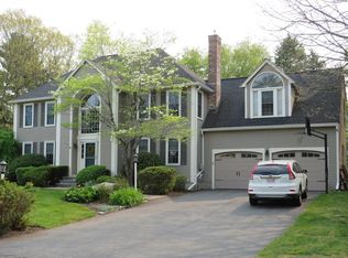 12 Wycliffe Rd, East Walpole, MA 02032