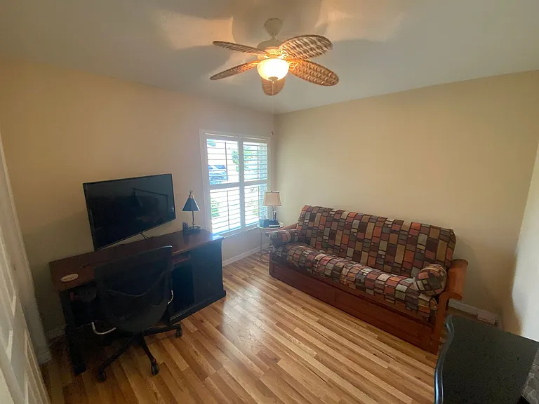 3301 Archer Ave — Photo 15