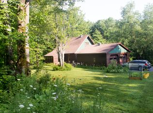 10326 Woods Rd, Utica, NY 13502