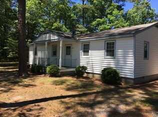 16418 James River Dr, Disputanta, VA 23842