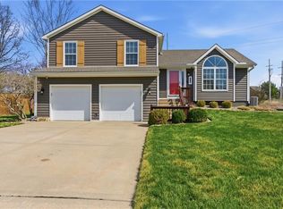 1324 NE 105th Ter, Kansas City, MO 64155