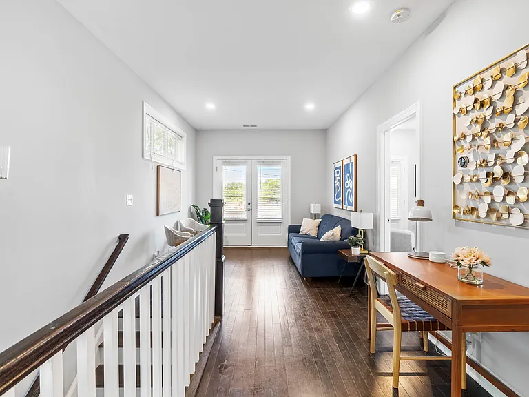 1213 S Person St — Photo 32