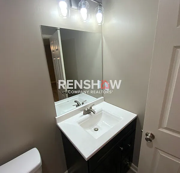 732 Tucker St — Photo 13