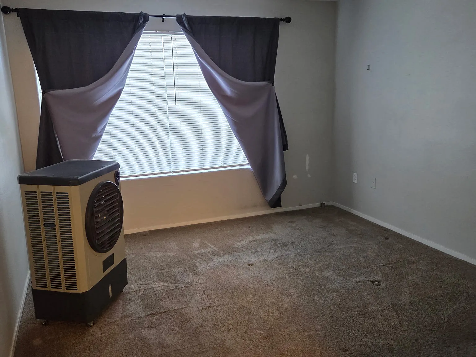 2 bed, 1029 sqft, $1,199 — Photo 2