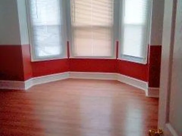 5720 Leonard St, Philadelphia, PA 19149