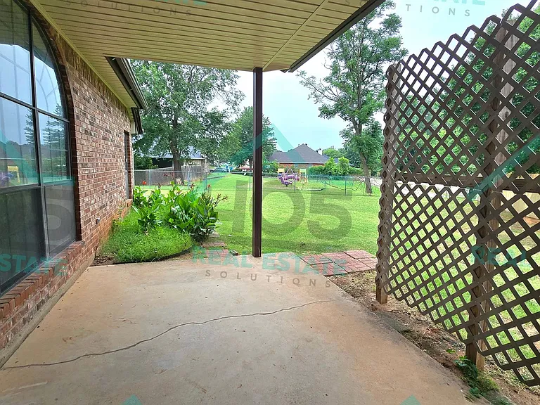 9904 Fox Fair Holw — Photo 29