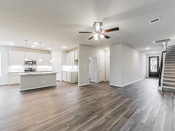 3rd image of 15322 Caravel Bay Court