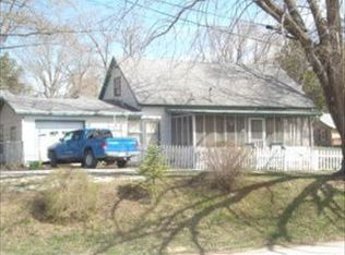506 Spring St, Amazonia, MO 64421