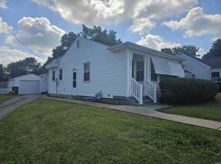 922 21st St, Logansport, IN 46947