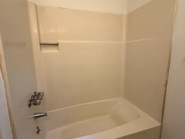 431 Hearn Ln — Photo 13