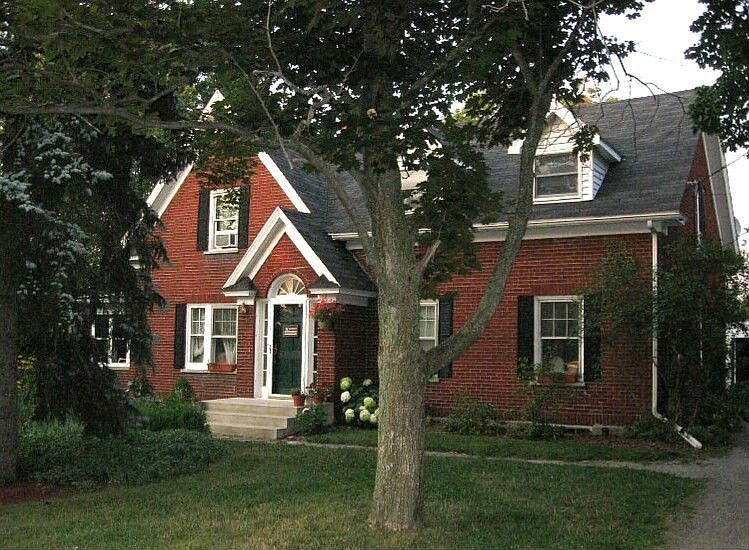 542 Center St, East Aurora, NY 14052 Zillow