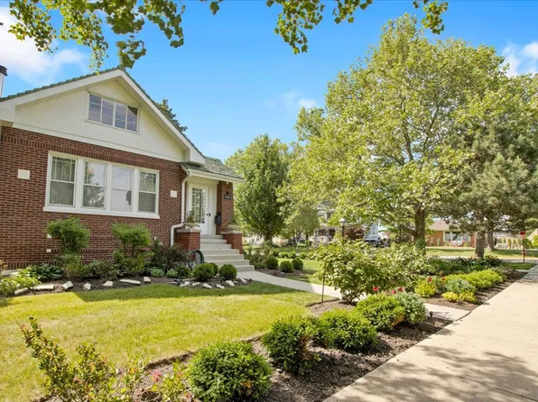 5661 N New Hampshire Ave, Chicago, IL 60631