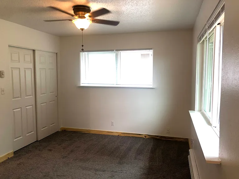 210 NW Tingley St #A — Photo 12