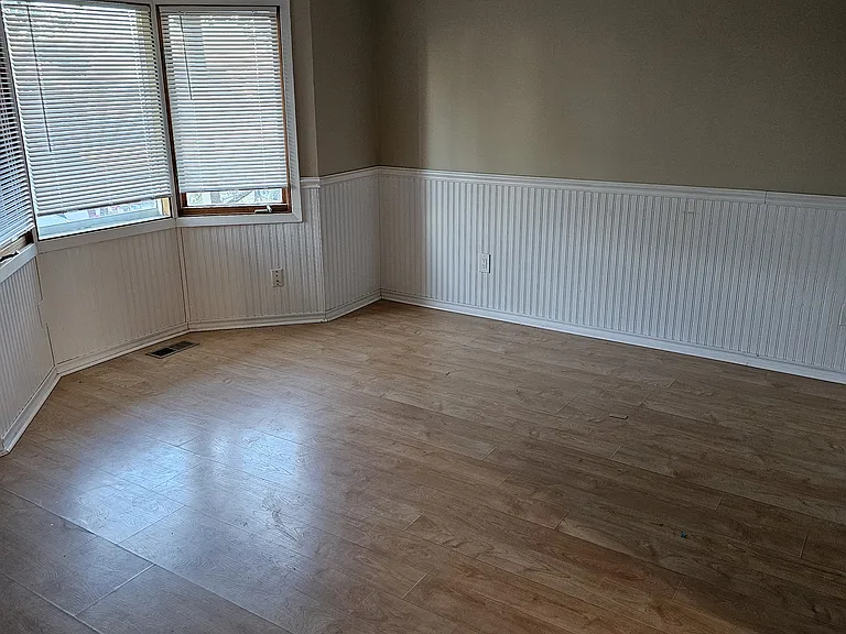 103 College Ct #D — Photo 23