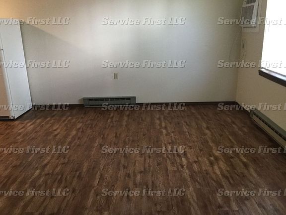 5th image of 601-701 E 19th St #B-1