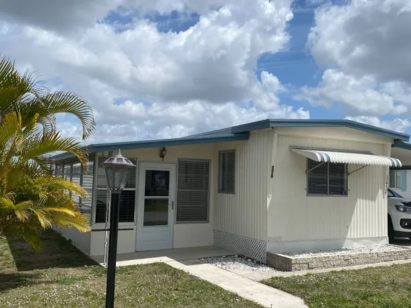 1652 Moonraker Dr #326, Ruskin, FL 33570