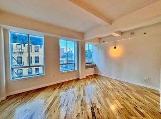 29-28 41st Ave #408, Long Island City, NY 11101