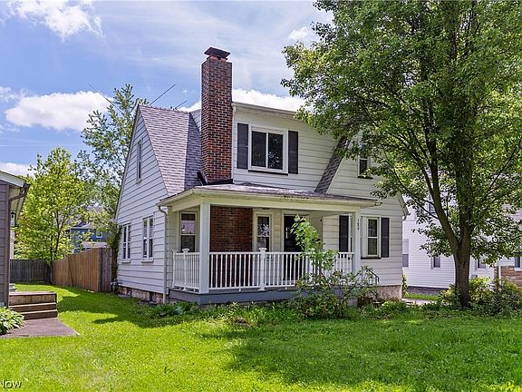 3rd image of 189 Beechwood Dr