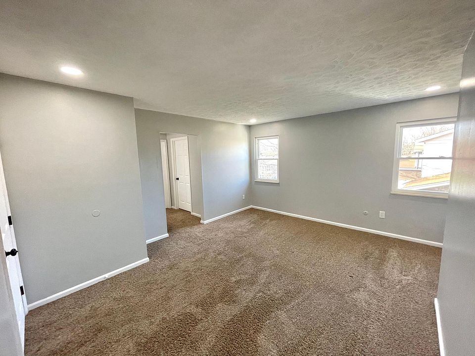 1st image of 809 Ingersol Dr