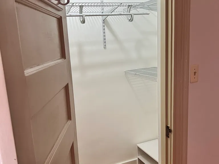 159 Fort Pleasant Ave #2 — Photo 14