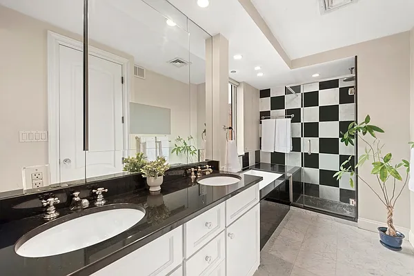 Sold by Douglas Elliman | media 16