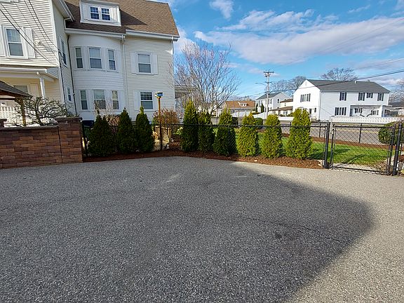 Complementary Parking for 2 Cars