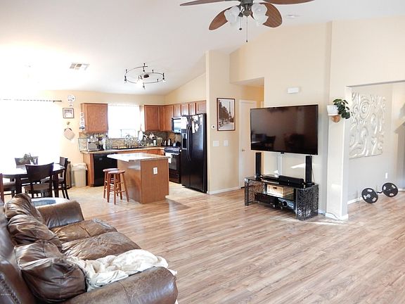 5th image of 1413 E Leslie Ave