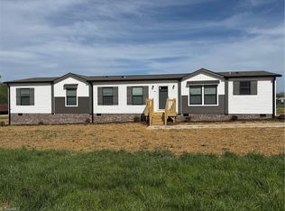 1302 Austin Little Mountain Rd, Ronda, NC 28670