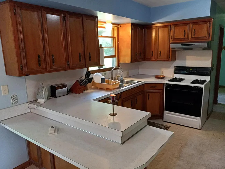 4661 S Sheridan Rd — Photo 4