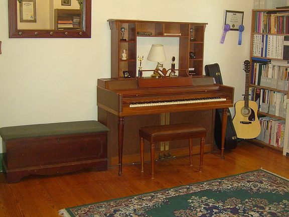 Entry/Music room