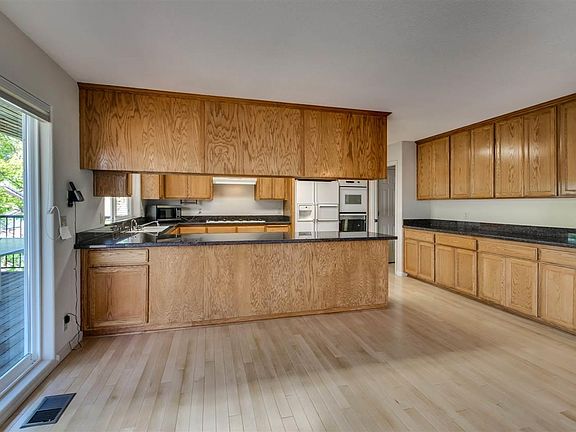 5th image of 20320 Pine Mountain Dr
