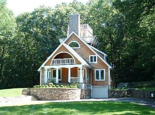 16 Valley Field Rd S, Sandy Hook, CT 06482