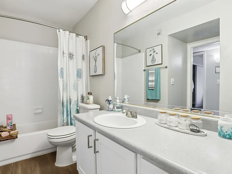 23Twelve — Photo 9
