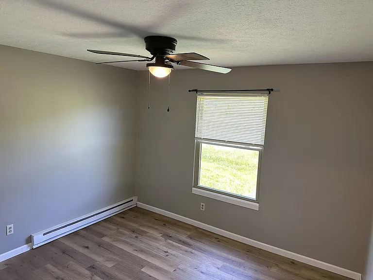 3743 Ranfield Rd — Photo 7