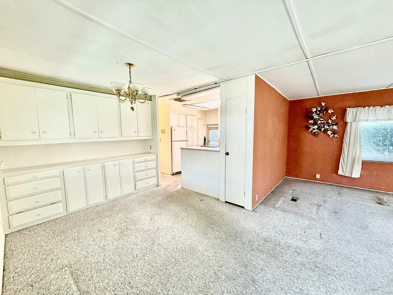 212 Cazares Circle - Photo 5