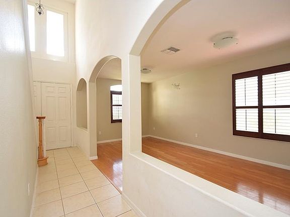 4th image of 3017 Wild Pepper Ave