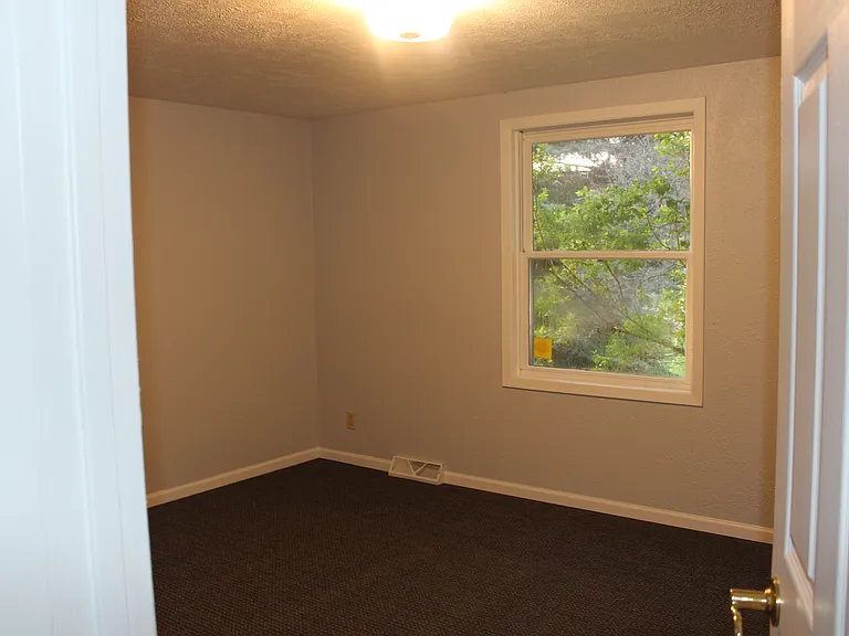 house bedroom #1 entrance