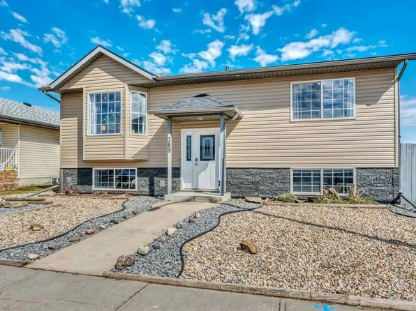 389 S Strathford Cres, Strathmore, AB T1P 1P1
