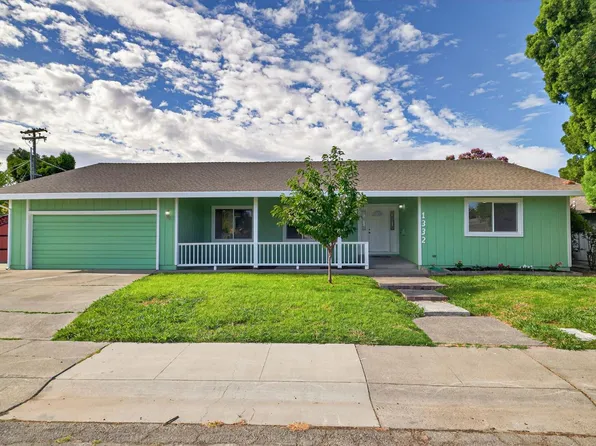 1332 Valley Brook Ave, Sacramento, CA 95831