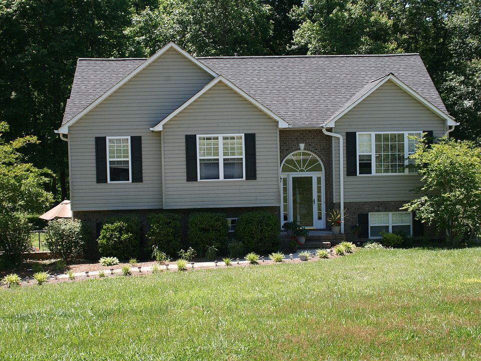1st image of 396 Hickory Hills Ln
