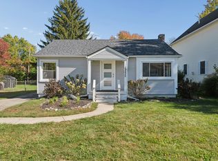 9230 Brookline Ave, Plymouth, MI 48170