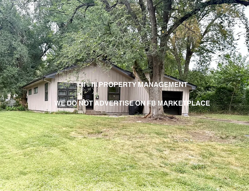 6200 North Park Avenue - 1 — Photo 1